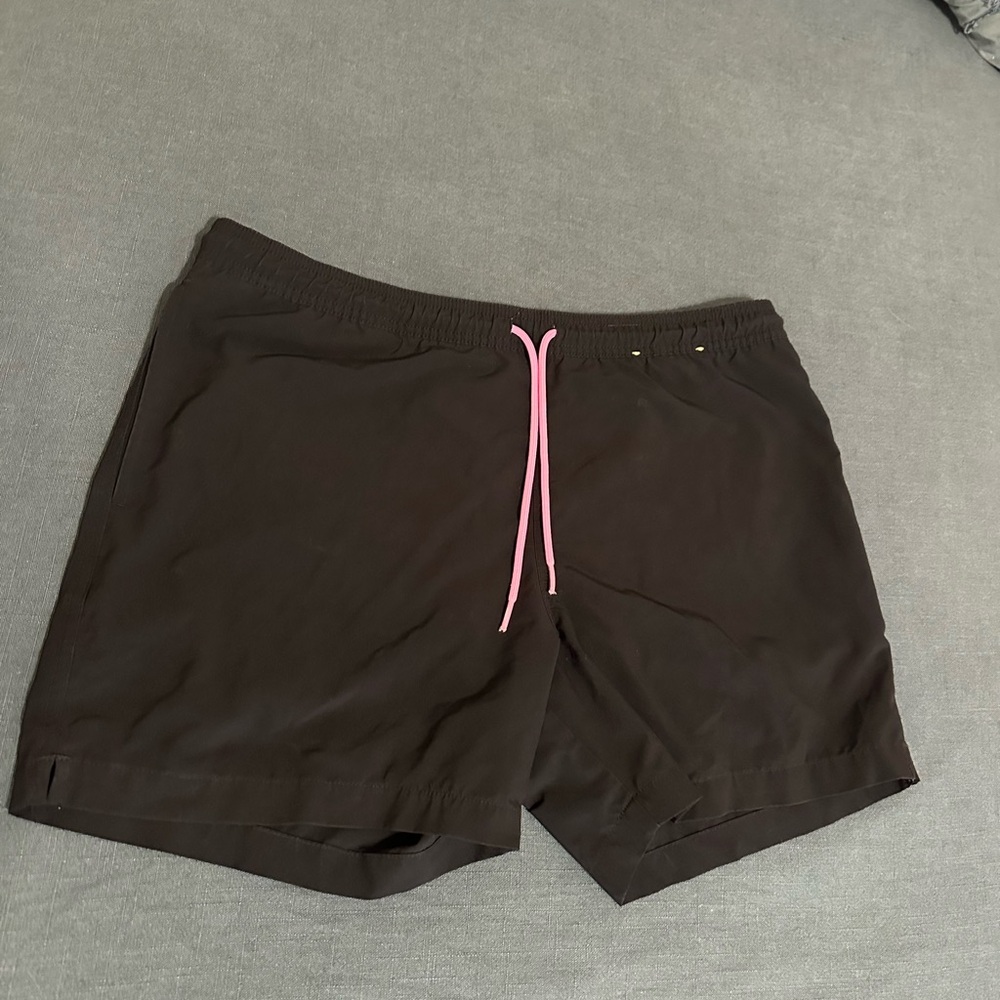 Chubbies Black Flamingo Swim Trunks 5’
